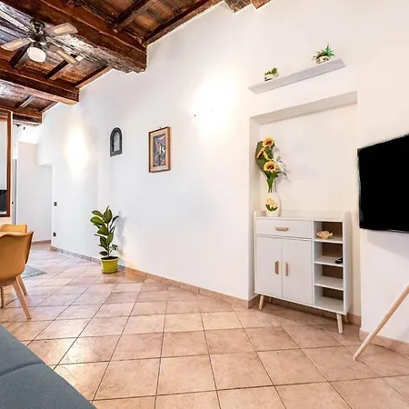 Antica Dimora Papale - Centro Storico Con Vista Apartment *