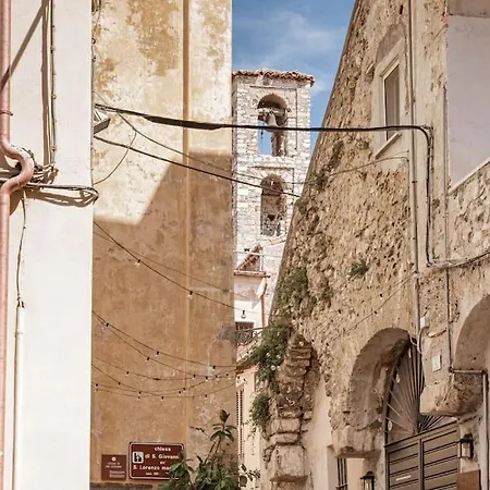 Antica Dimora Papale - Centro Storico Con Vista Apartment *